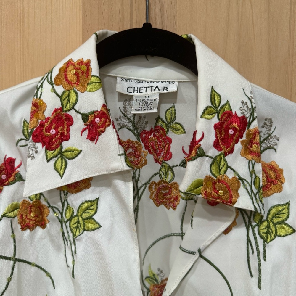 Sherrie Bloom Peter Noviello Chetta B Wrap Blouse Sz 10 White Embroidered Floral - Picture 5 of 16